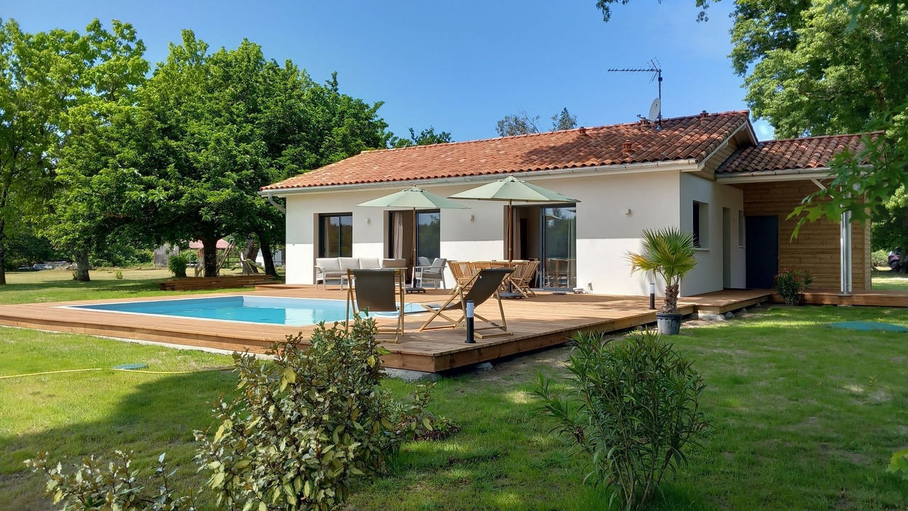 Photo of Outdoor in Saint-Julien-en-Born