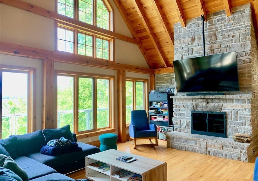 Photo of Livingroom in Big Bay