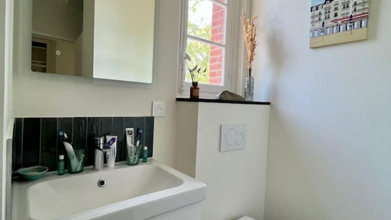 Photo of Bathroom in Cabourg