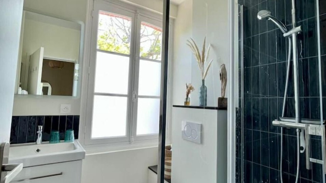 Photo of Bathroom in Cabourg