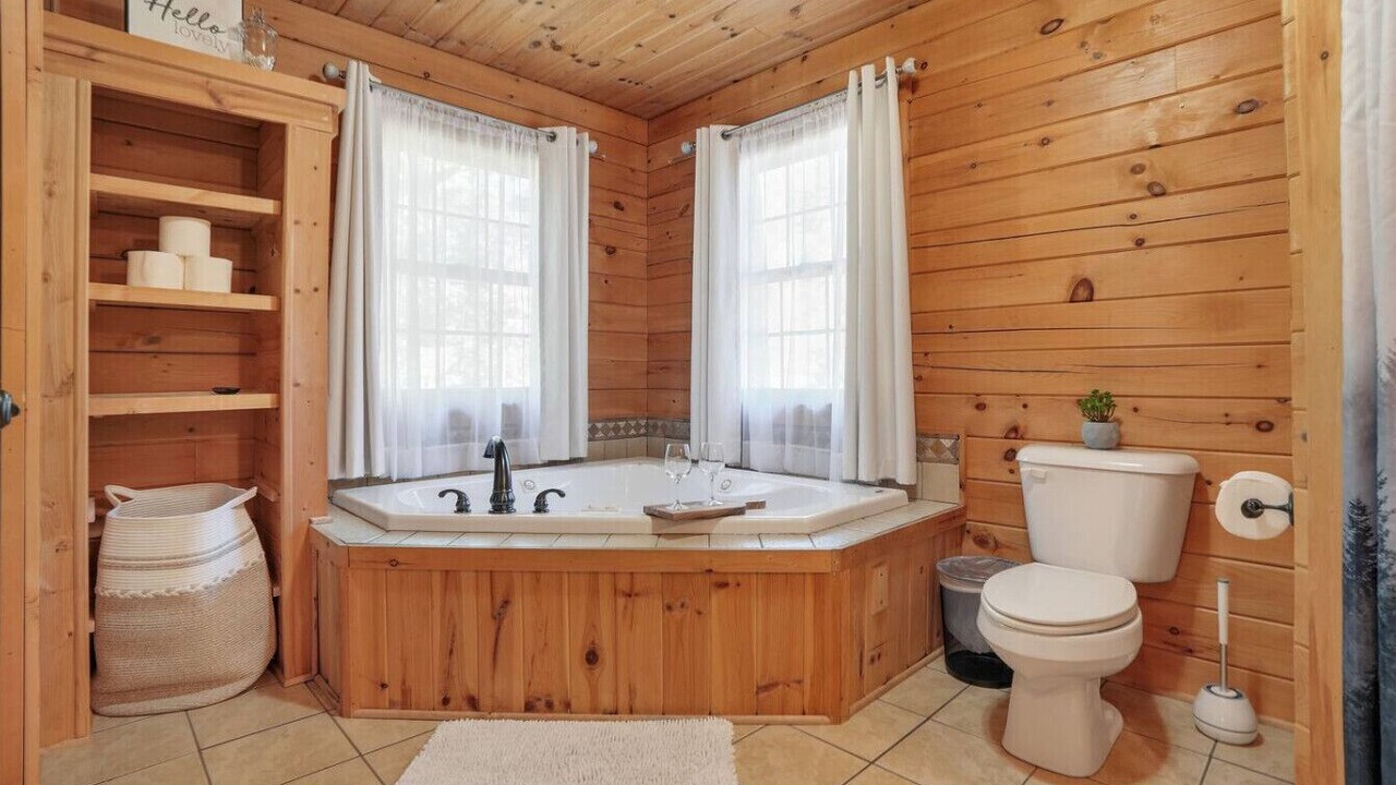 Photo of Bathroom in Orrtanna
