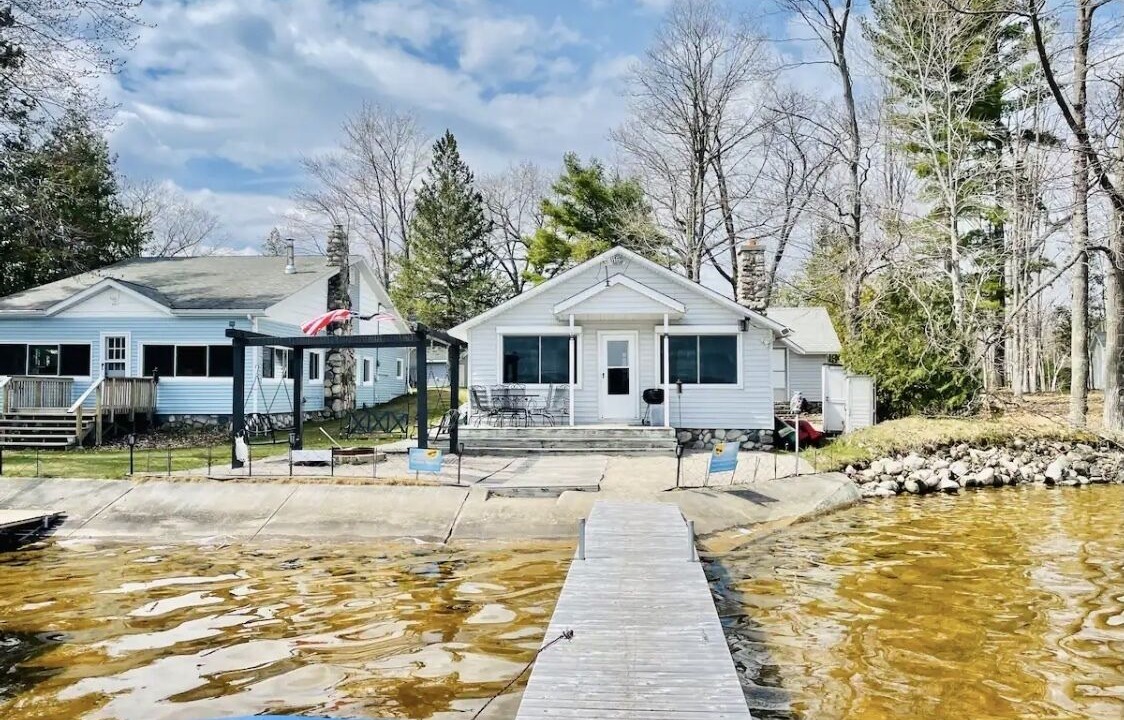 Photo of Outdoor in Carp Lake