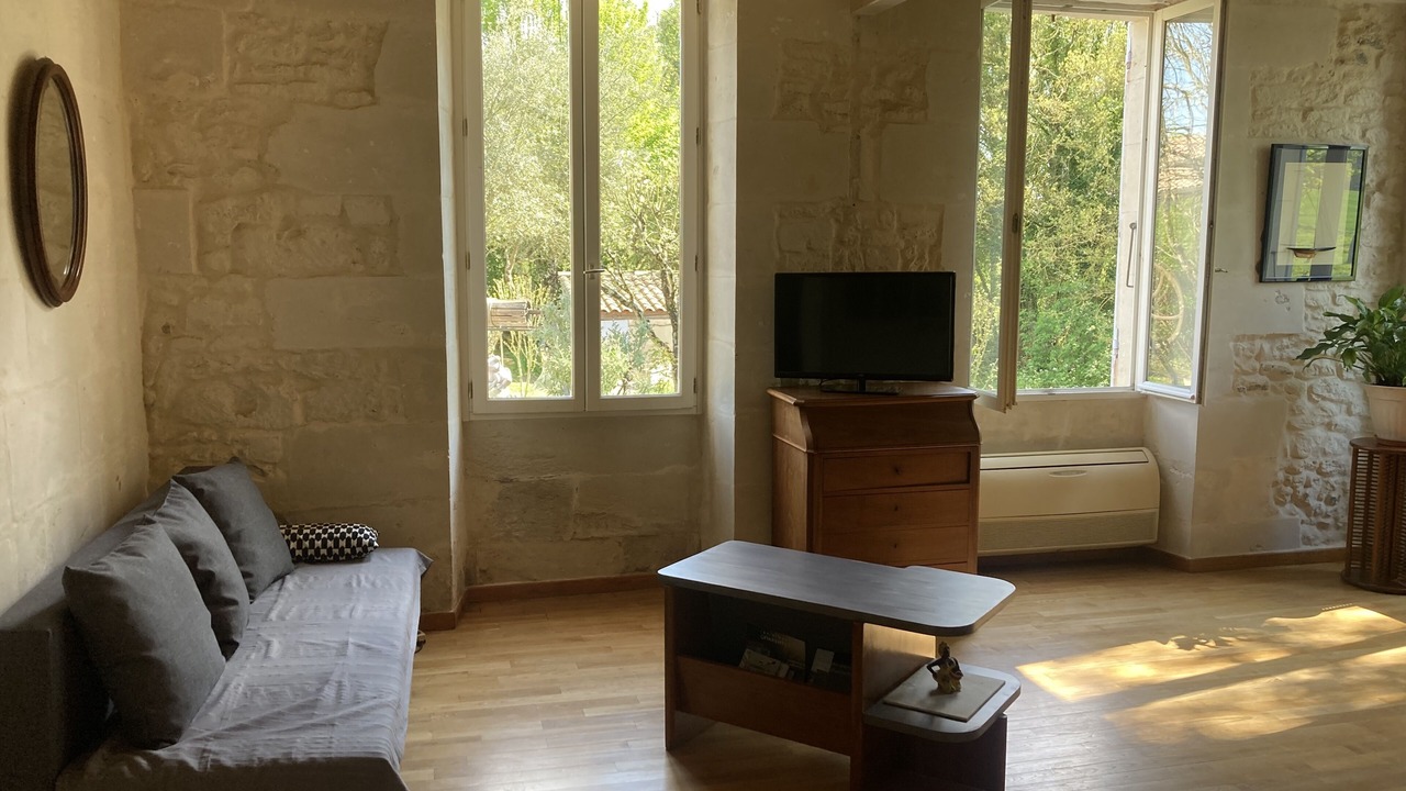 Photo of Livingroom in Saint-Dizant-du-Gua