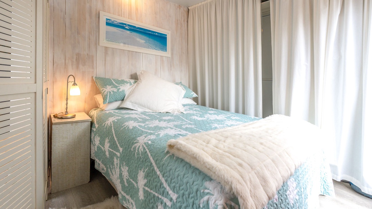 Photo of Bedroom in Surfdale