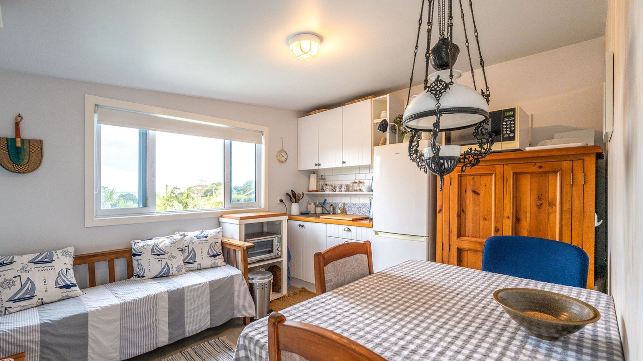 Photo of Others in Surfdale