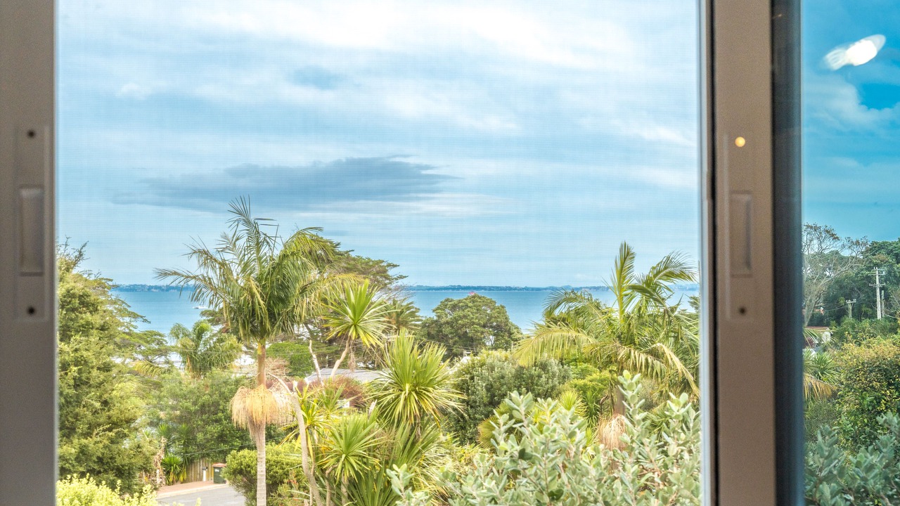 Photo of Others in Surfdale