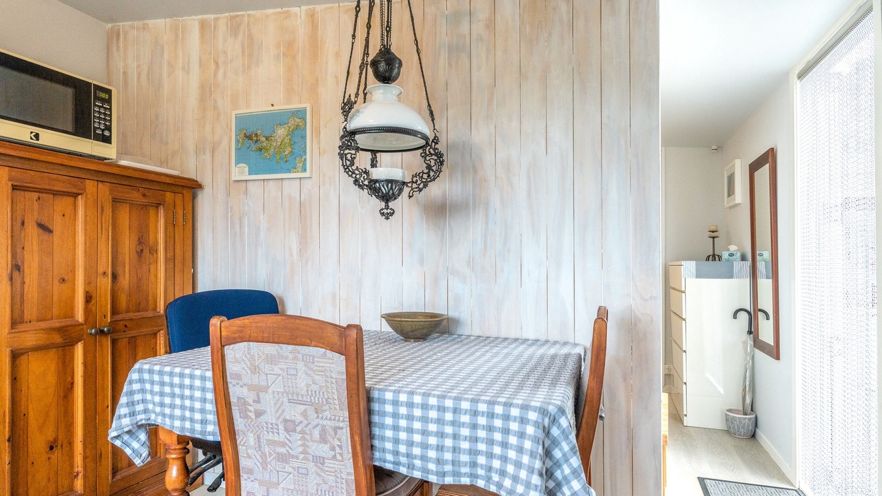 Photo of Others in Surfdale