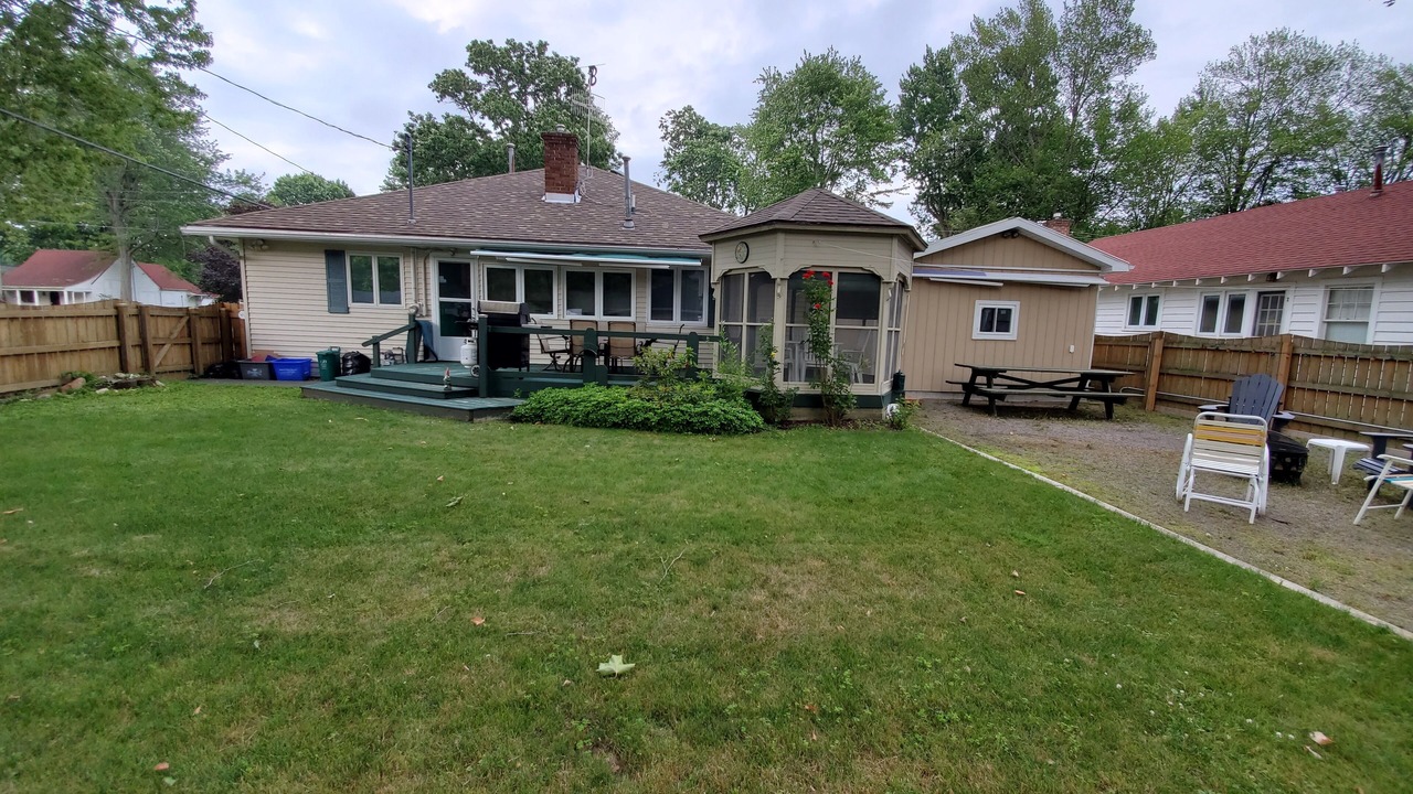Photo of Patio Balcony in Crystal Beach