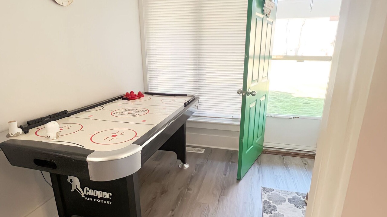 Photo of Bedroom in Crystal Beach