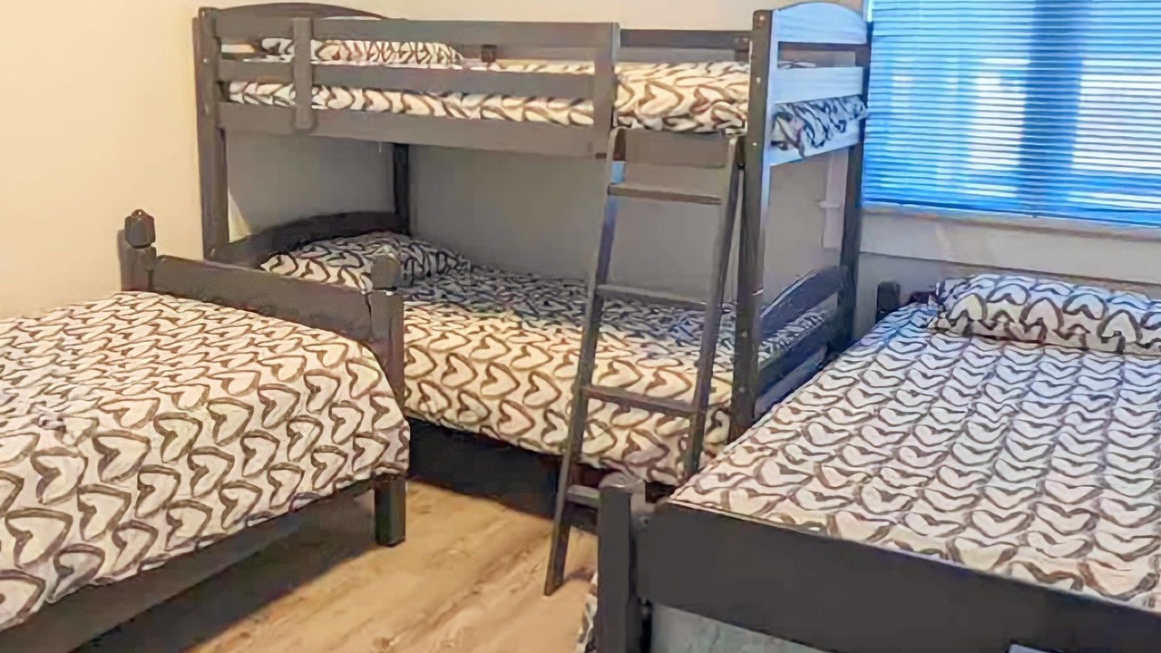 Photo of Bedroom in Crystal Beach