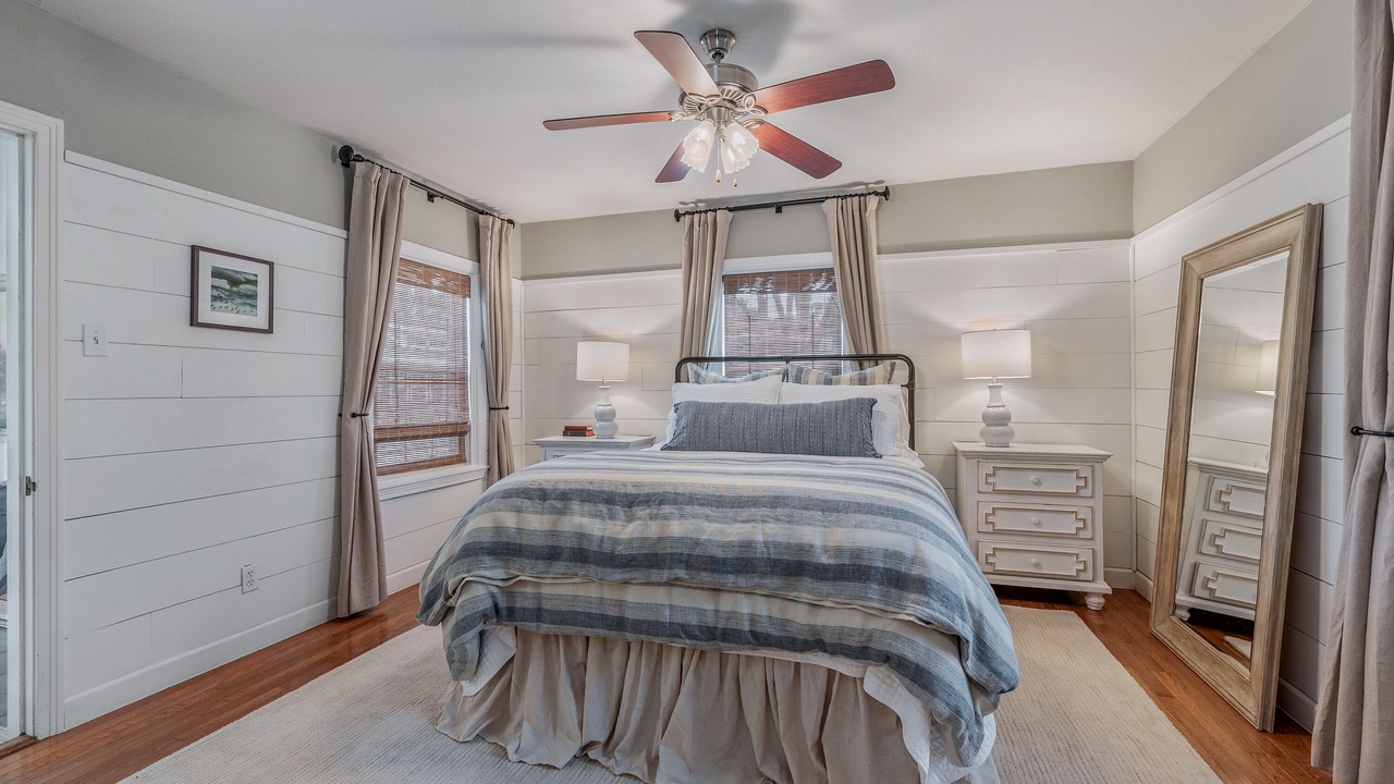 Photo of Bedroom in Navasota