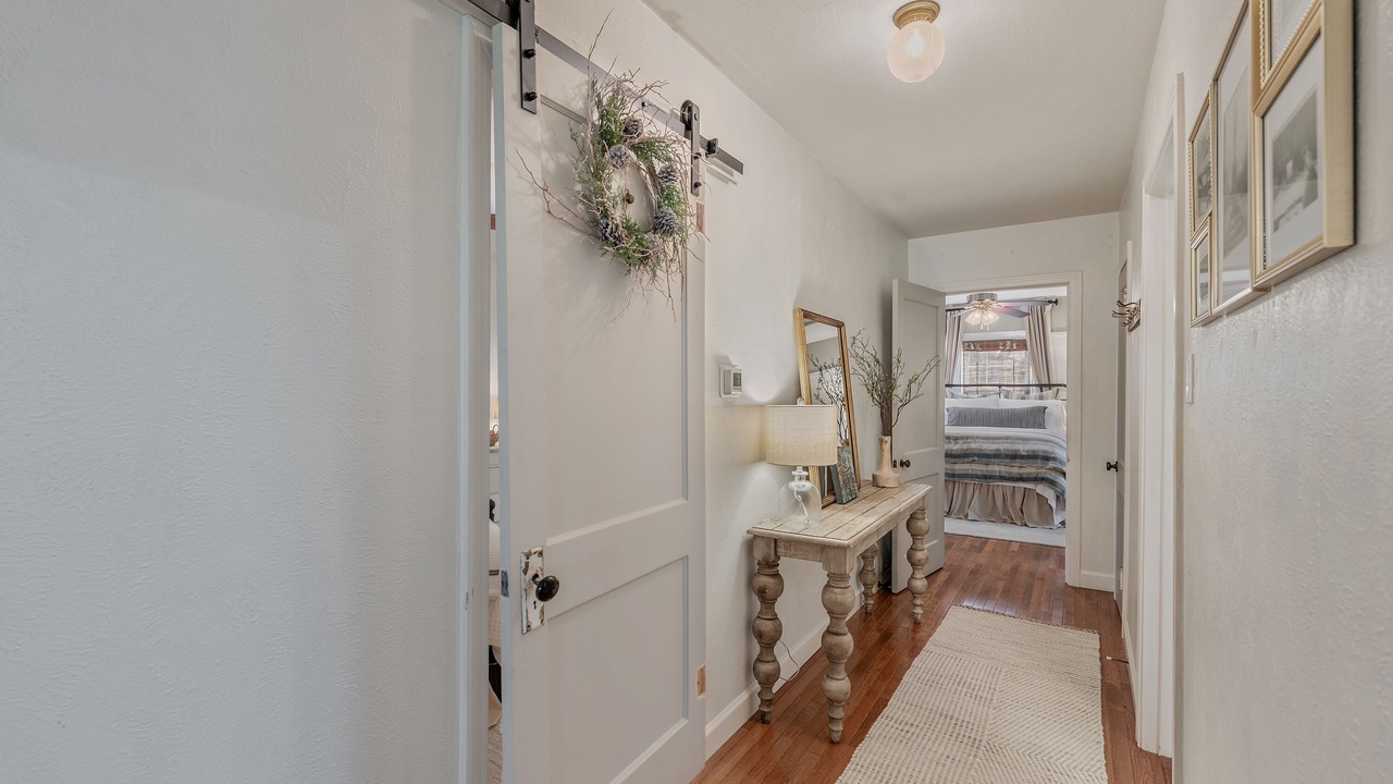Photo of Bedroom in Navasota