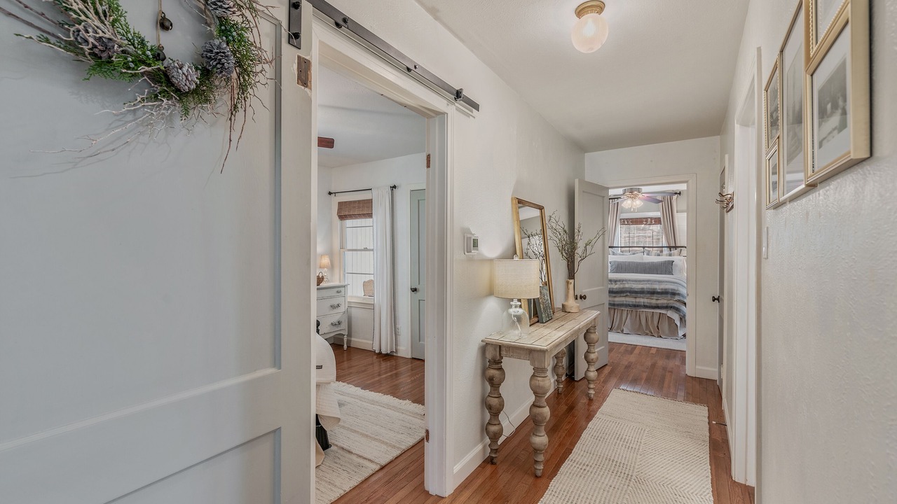 Photo of Bedroom in Navasota