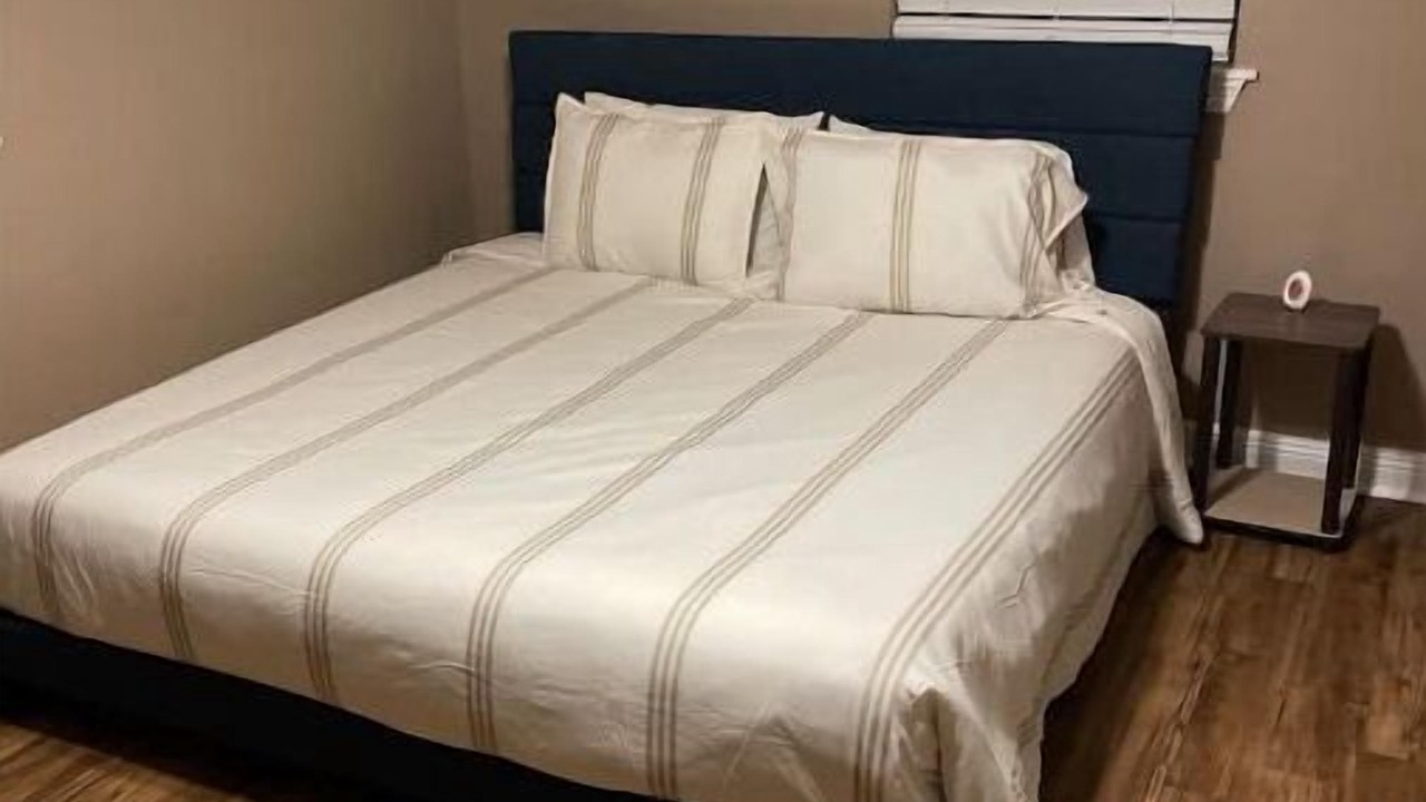 Photo of Bedroom in Kenner - Louis Armstrong International Airport
