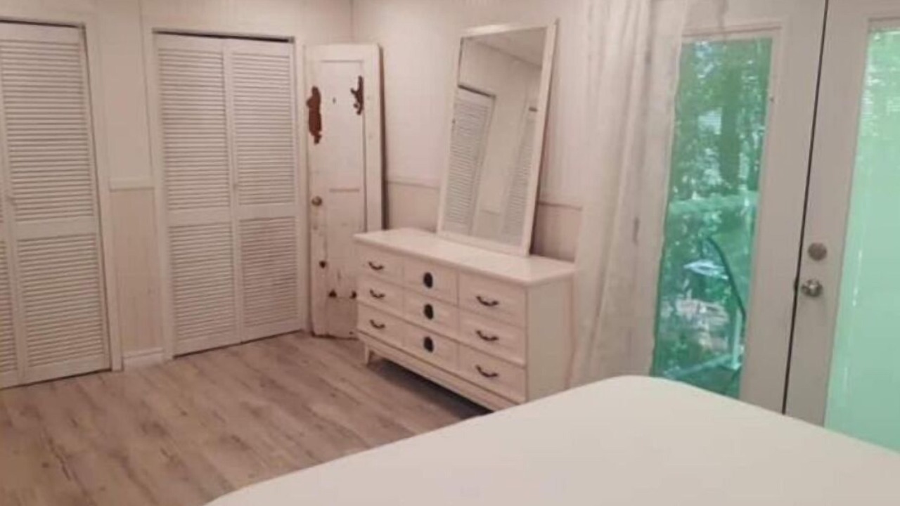 Photo of Bedroom in Joly