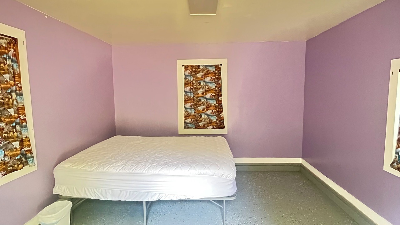 Photo of Bedroom in Lake