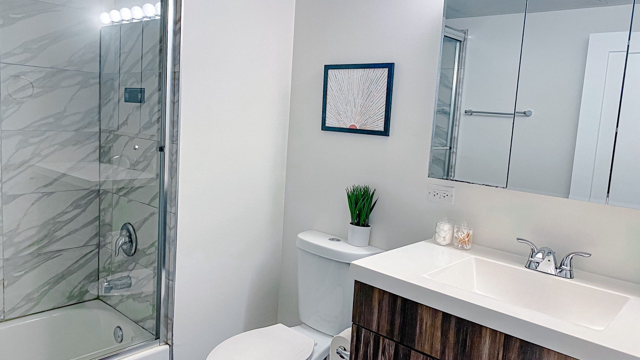 Photo of Bathroom in Near South Side