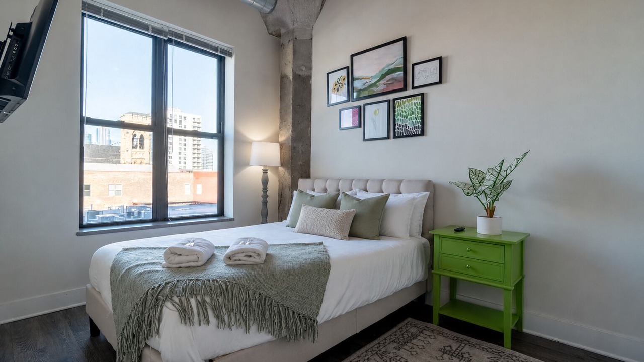 Photo of Bedroom in Near South Side