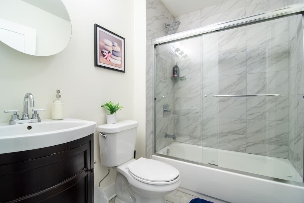 Photo of Bathroom in Near South Side