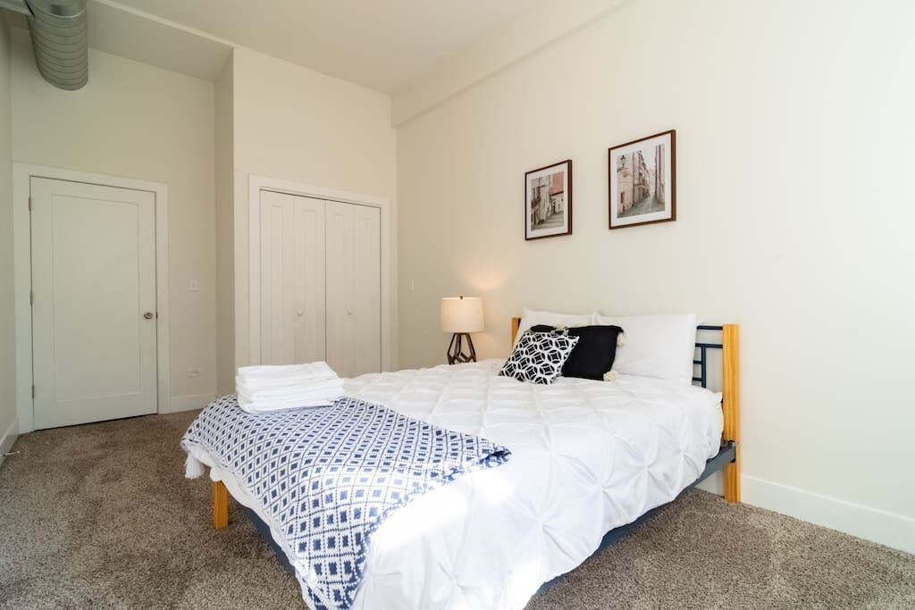 Photo of Bedroom in Near South Side