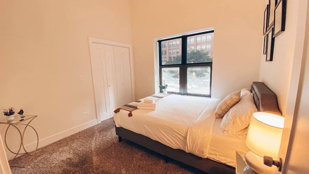 Photo of Bedroom in Near South Side