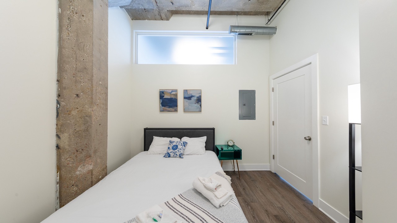 Photo of Bedroom in Near South Side