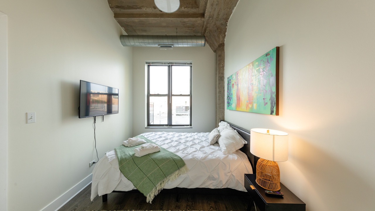Photo of Bedroom in Near South Side