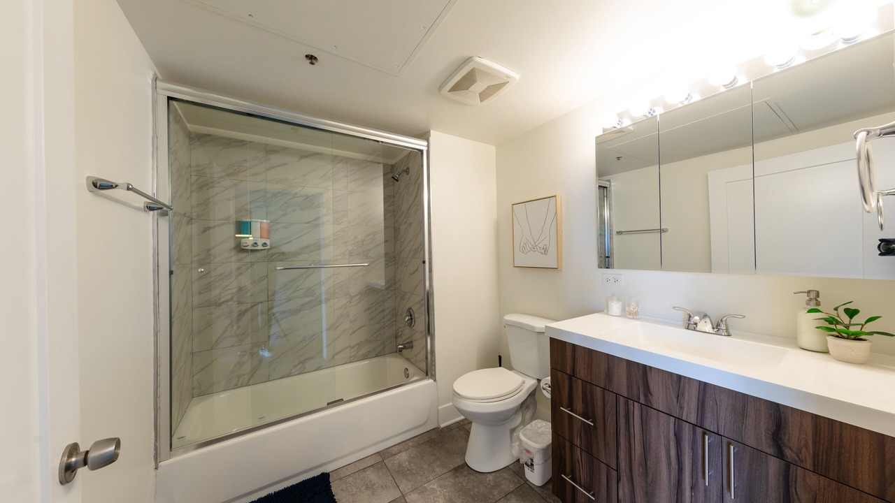 Photo of Bathroom in Near South Side