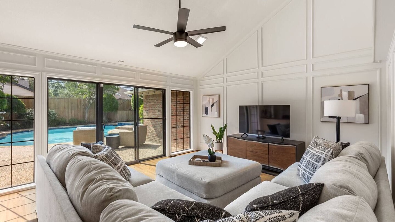 Photo of Livingroom in Far North Dallas