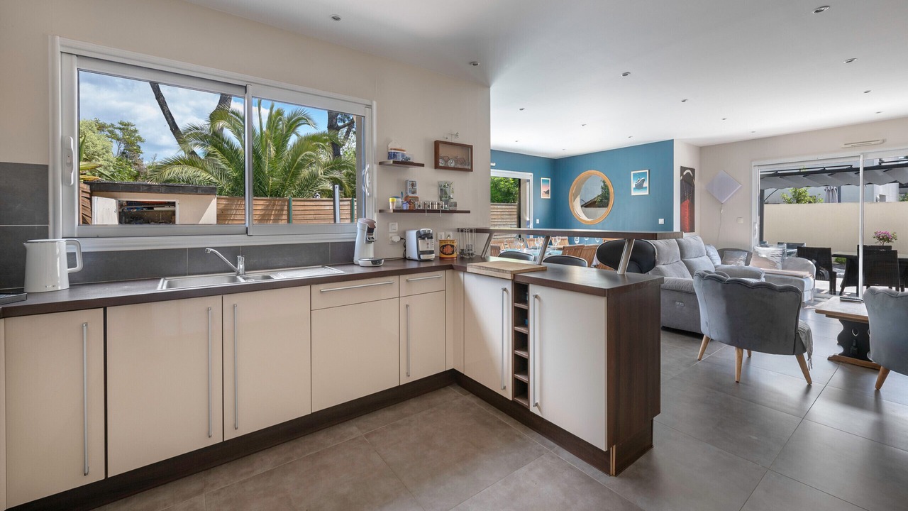 Photo of Others in Saint-Marc-sur-Mer