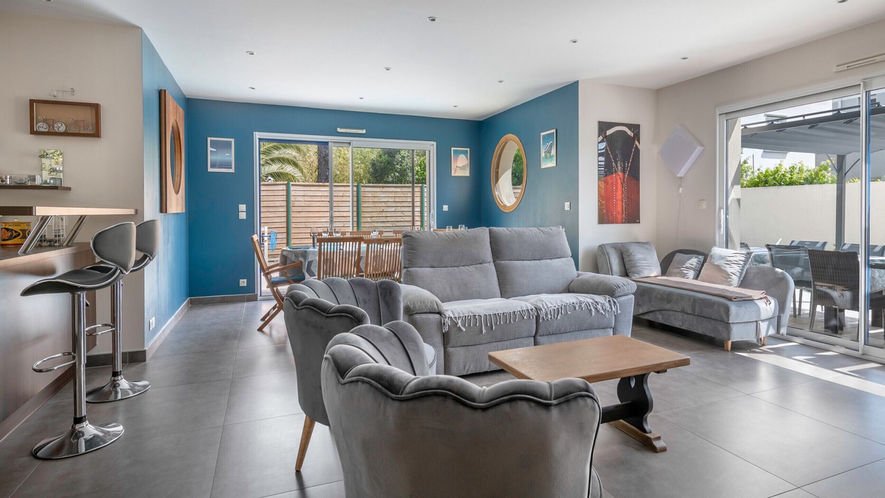 Photo of Livingroom in Saint-Marc-sur-Mer