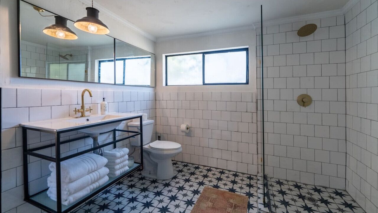 Photo of Bathroom in Round Top
