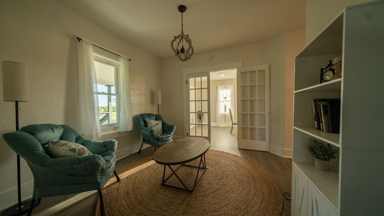 Photo of Others in Elkland