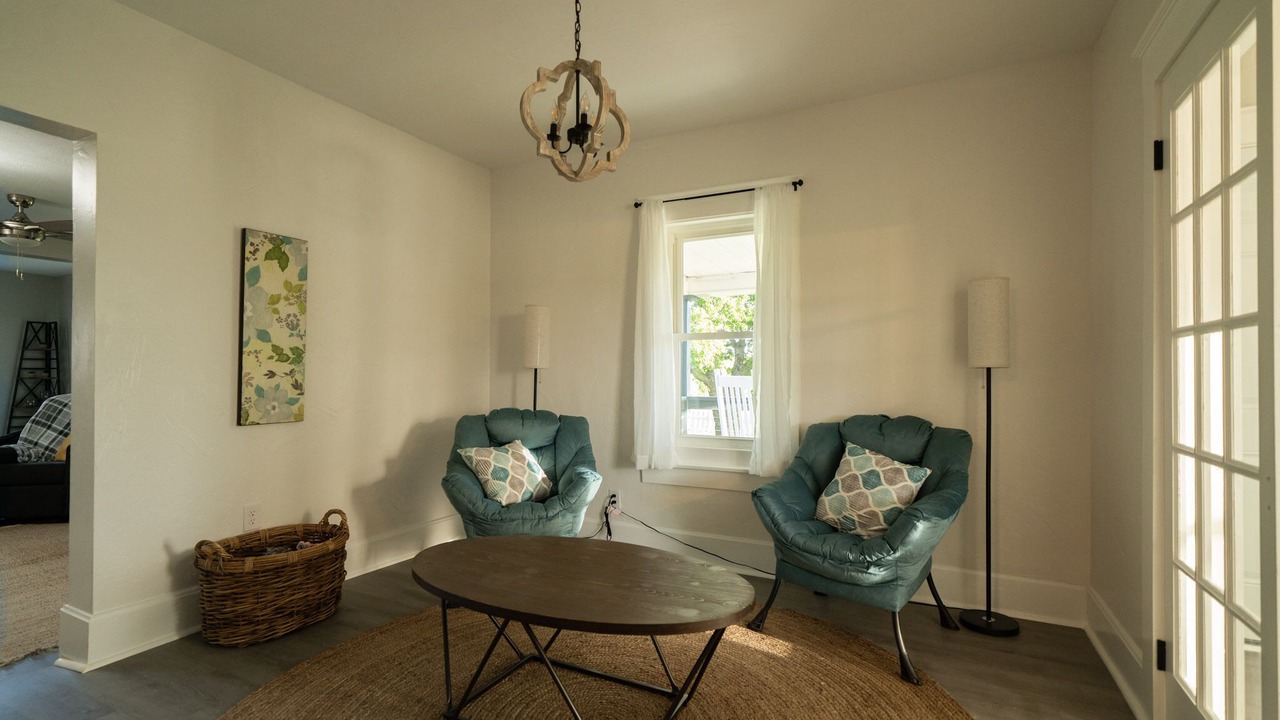 Photo of Livingroom in Elkland