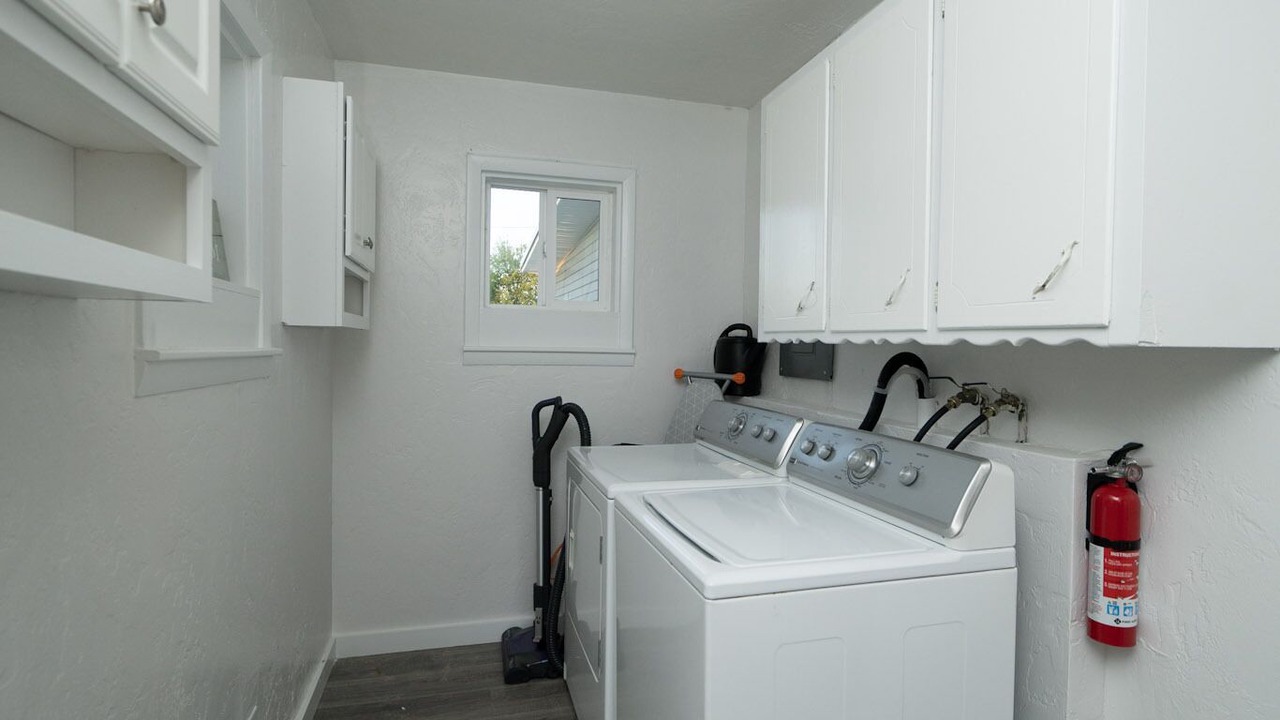 Photo of Others in Elkland