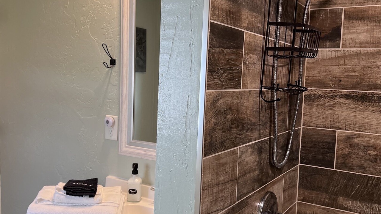 Photo of Bathroom in Elkland