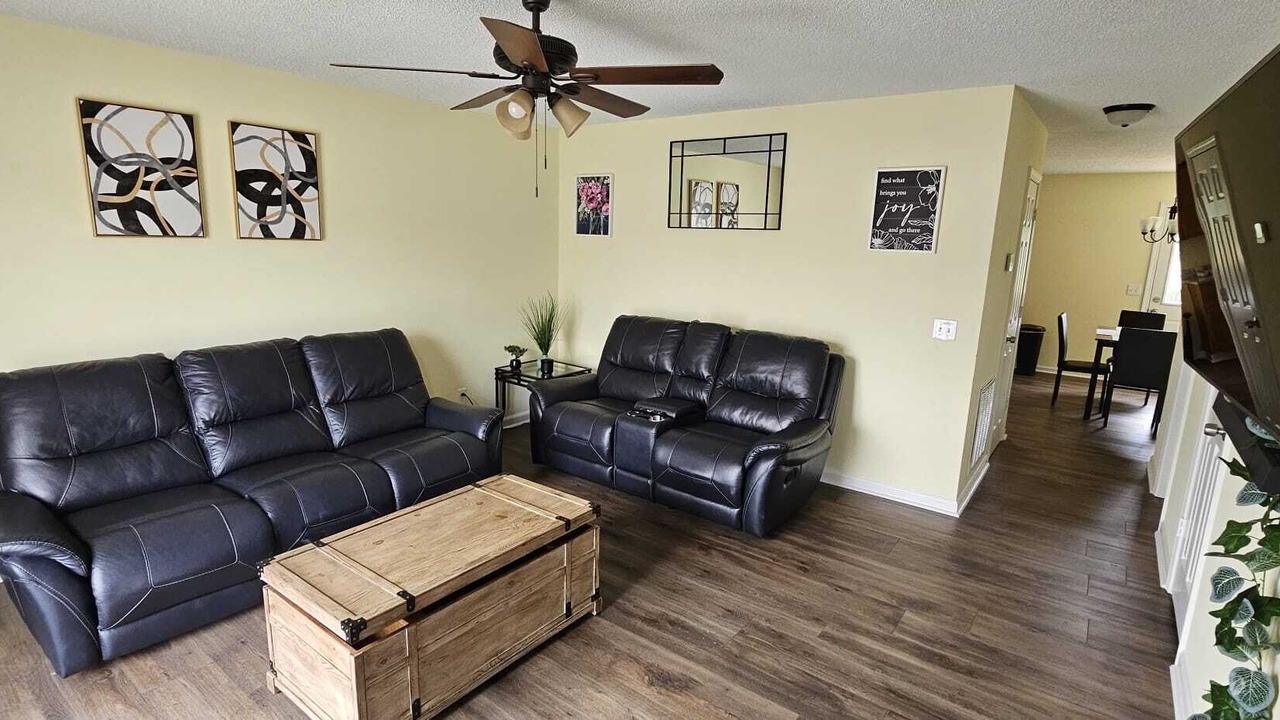 Photo of Livingroom in Cartersville