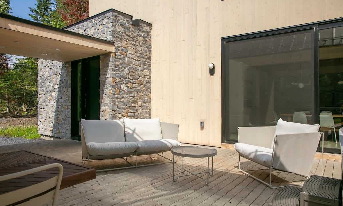 Photo of Patio Balcony in Stanstead Township