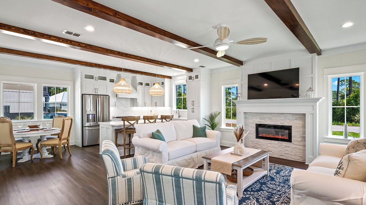 Photo of Livingroom in Carrabelle