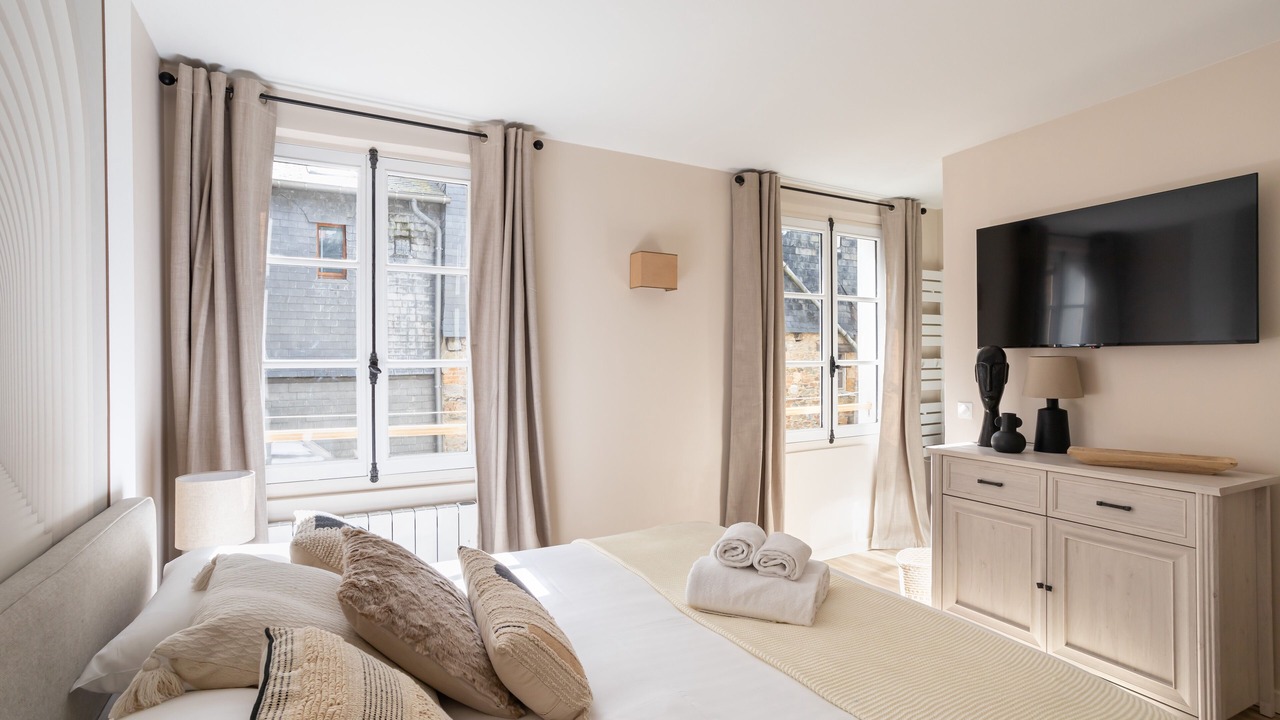 Photo of Bedroom in Centre