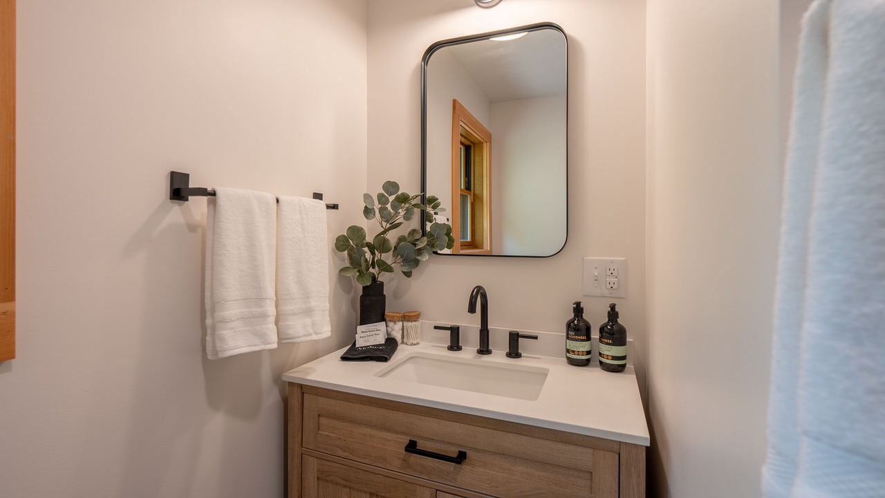Photo of Bathroom in Jay