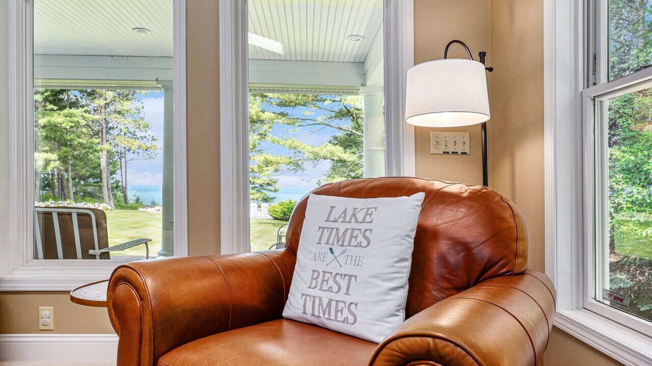 Photo of Livingroom in Manistee