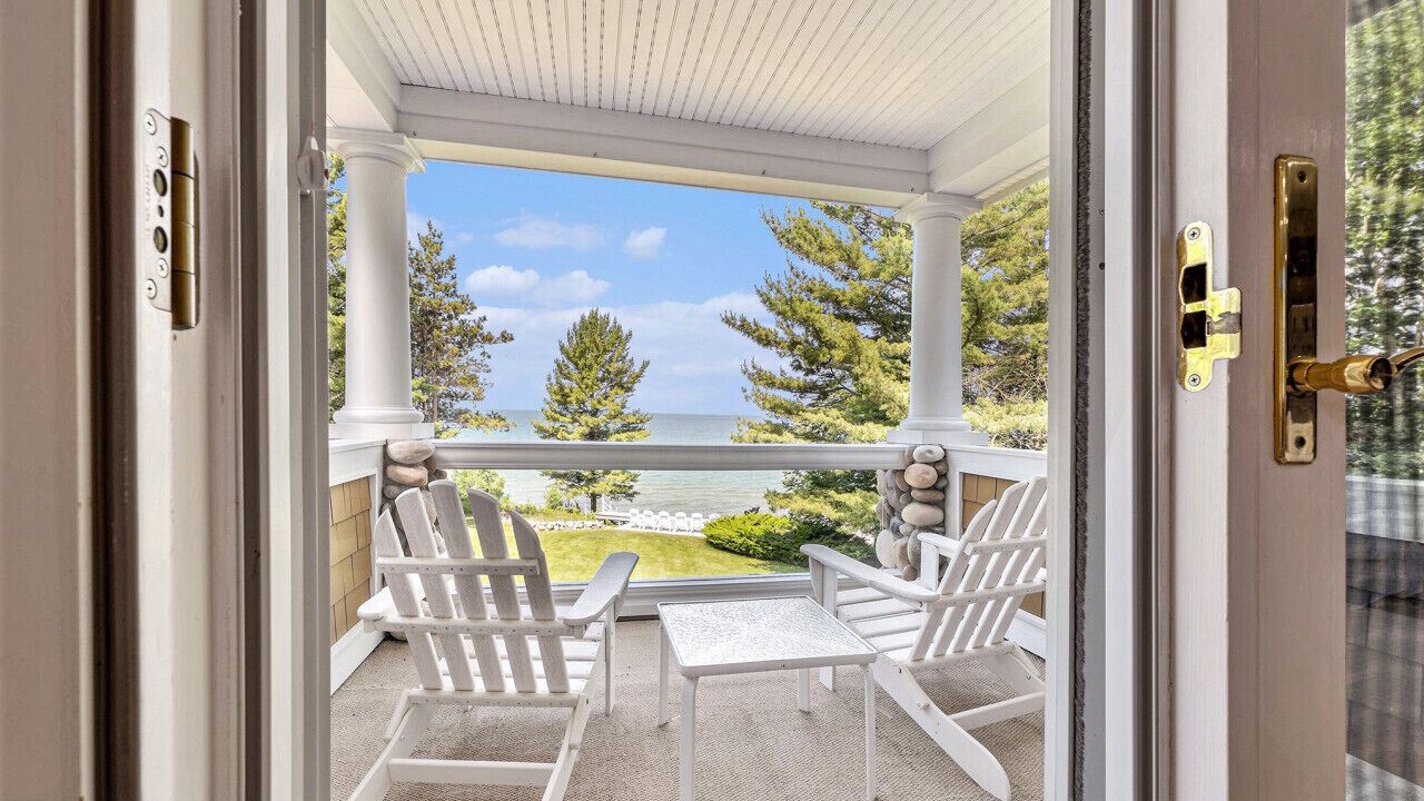 Photo of Patio Balcony in Manistee