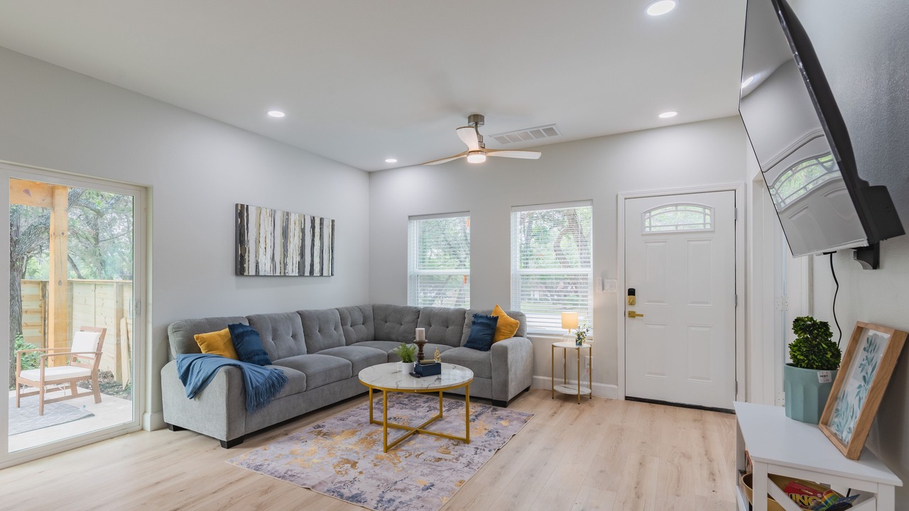 Photo of Livingroom in Wetmore