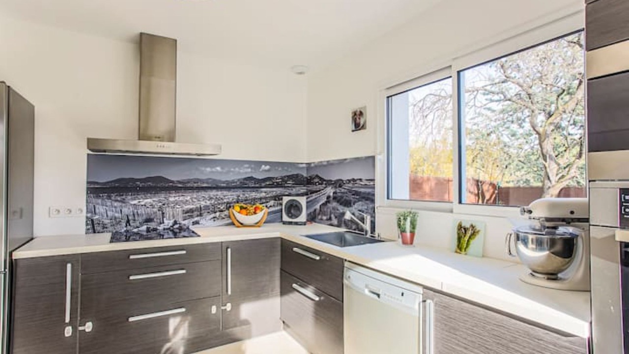 Photo of Kitchen in La Valette-du-Var