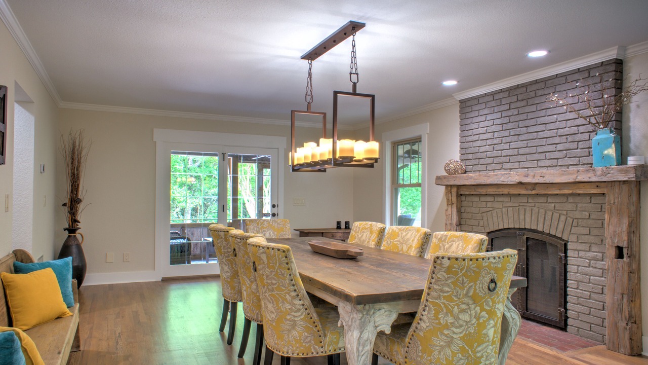 Photo of Livingroom in Hendersonville
