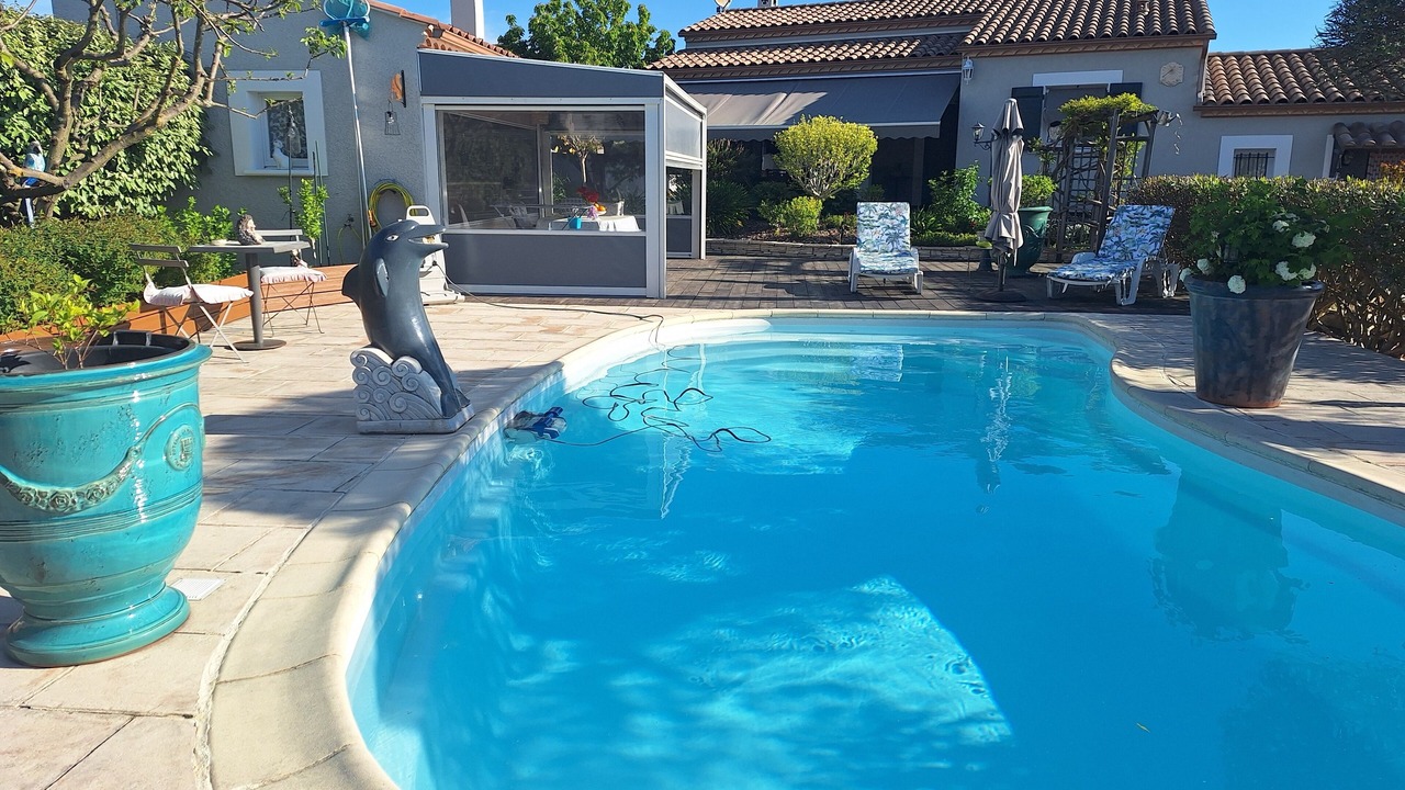 Photo of Outdoor in Rousson