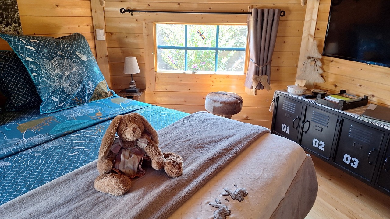 Photo of Bedroom in Rousson