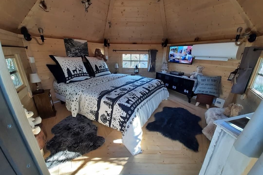 Photo of Bedroom in Rousson