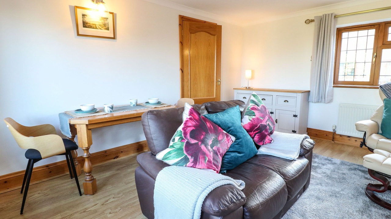 Photo of Livingroom in Calwich